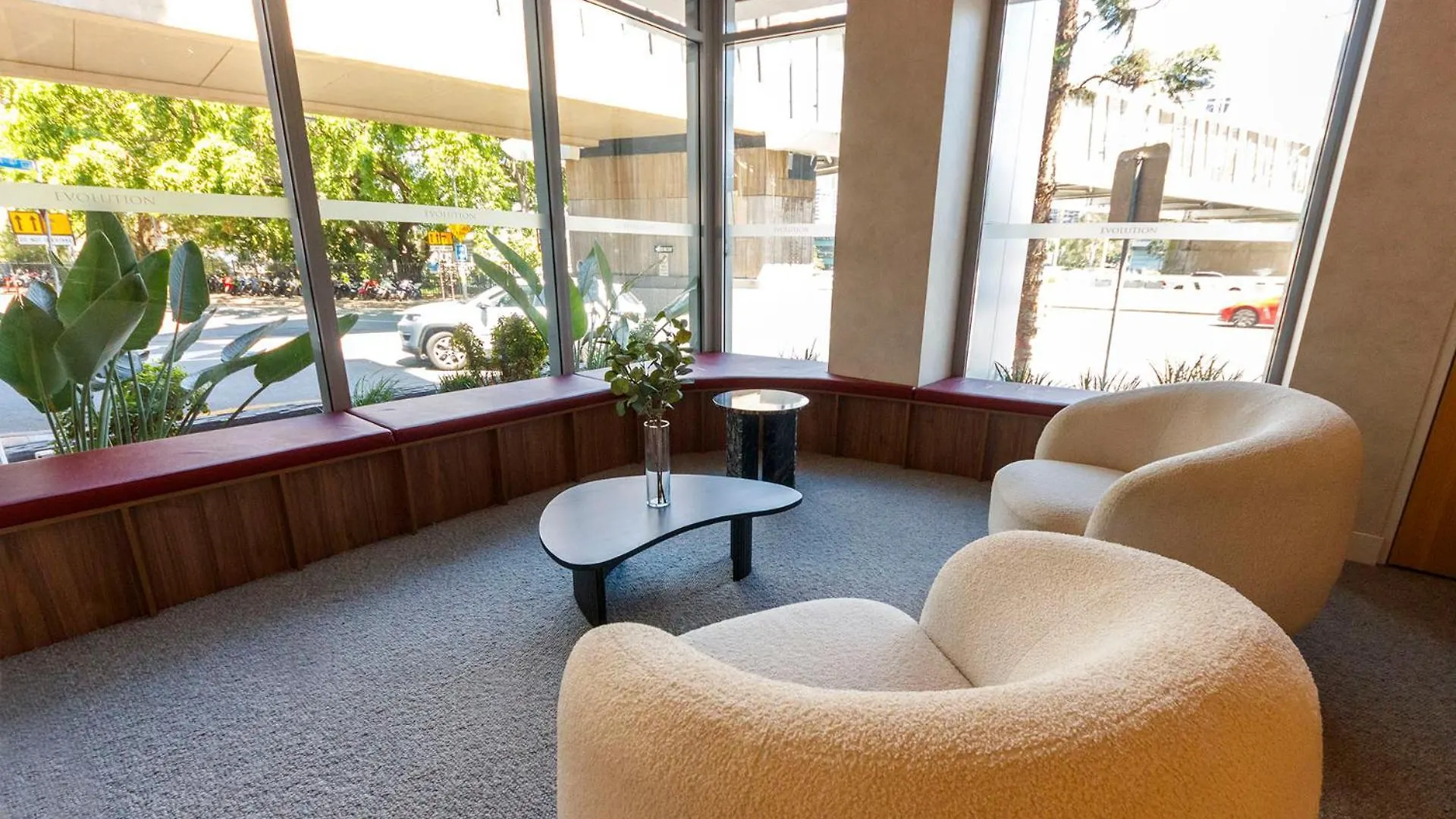 Evolution Apartments Brisbane Aparthotel